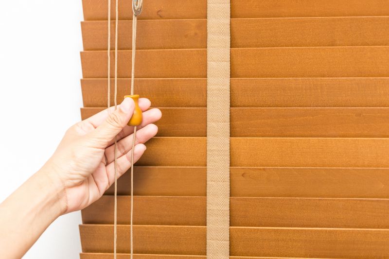 Blinds Hanging Service in Alpharetta, GA